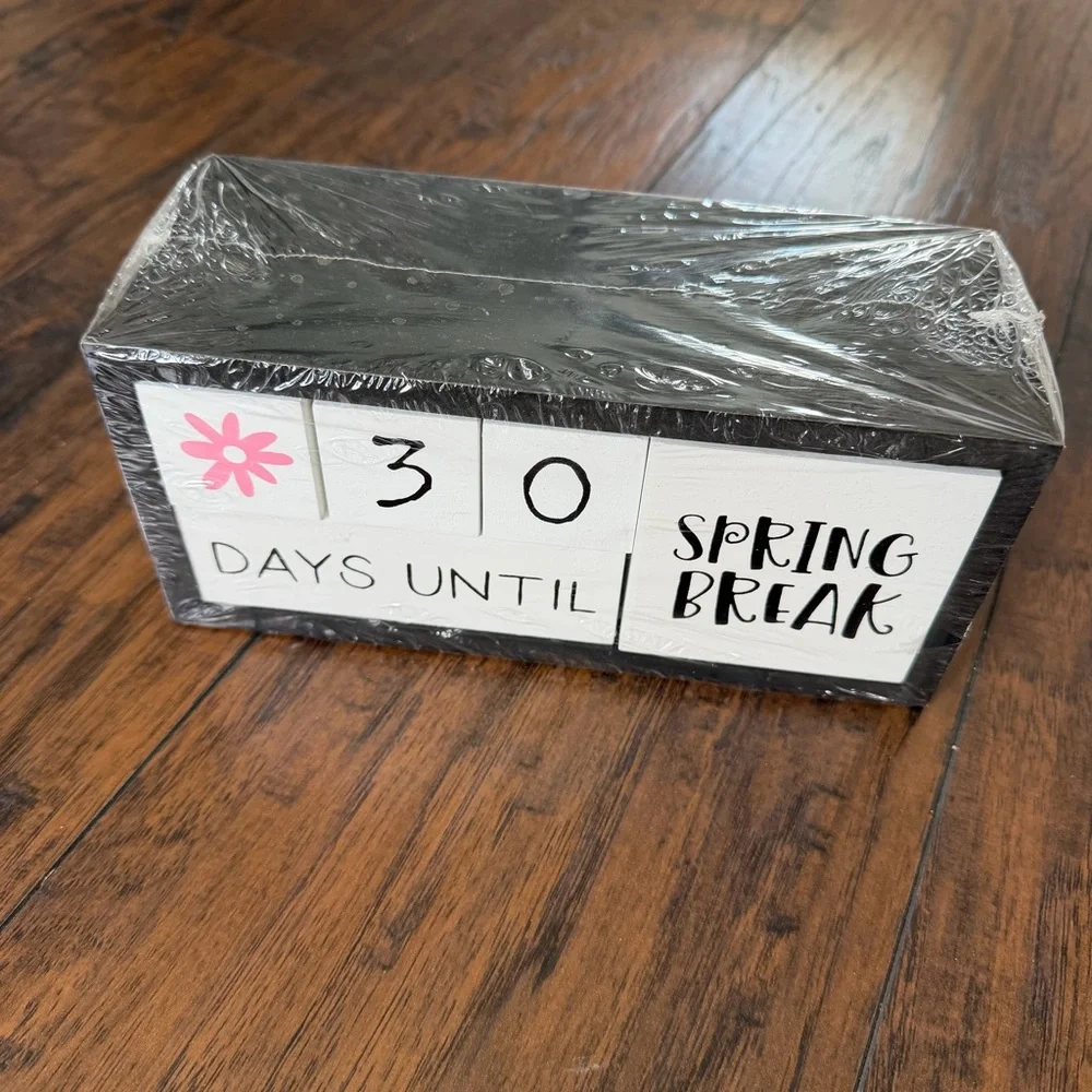 Countdown Block Calendar - Picture 3 of 6